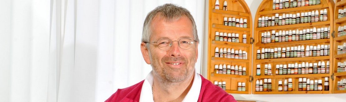 Dr. Andreas Faux